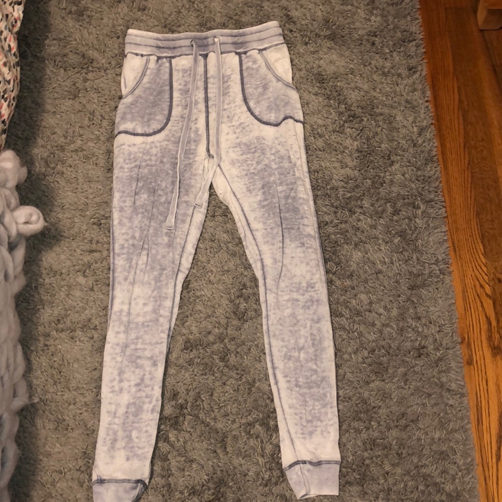 FOREVER21 LIGHT ACUD WASHED SWEAT JOGGERS
